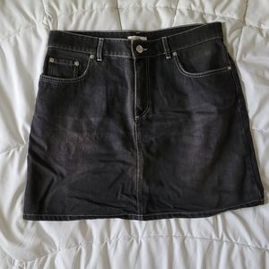 Ganni Mini Skirt - Size 6